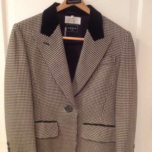 Akris Herringbone Wool and Silk Two Piece Suit - Size 6 - Akris Suit